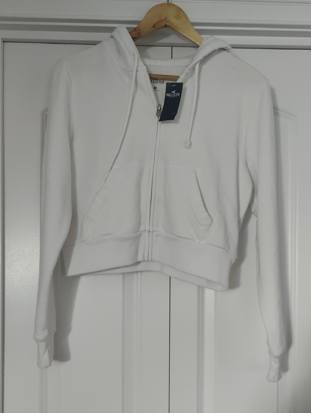 Hollister Women's White Zip Front Hooded Sweatshirt